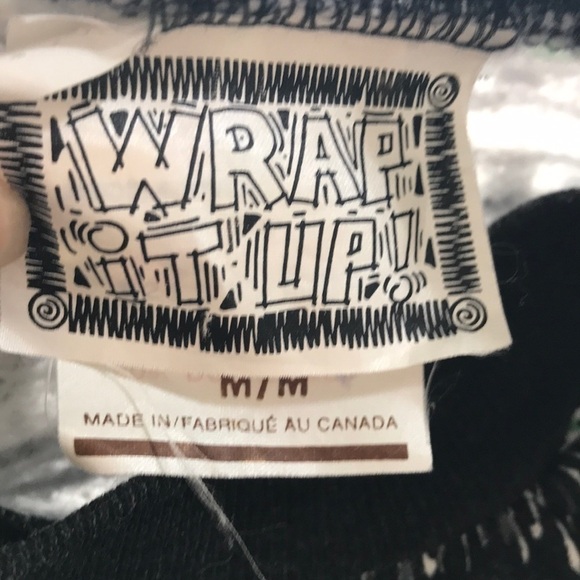 𝅺VINTAGE Wrap it up crewneck retro sweater unisex size medium - Picture 9 of 11